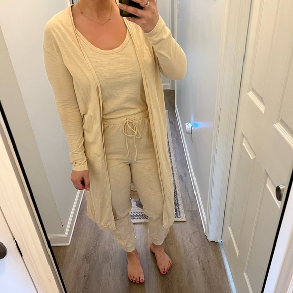 Three Bird Nest Pants & Jumpsuits Three Birds Nest Set Poshmark